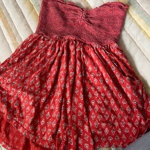 Billabong smocked romper